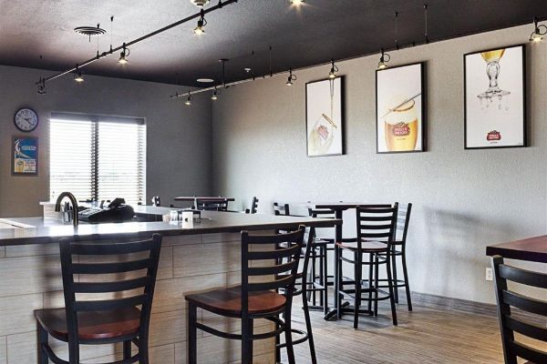 Quality Inn & Suites Minot